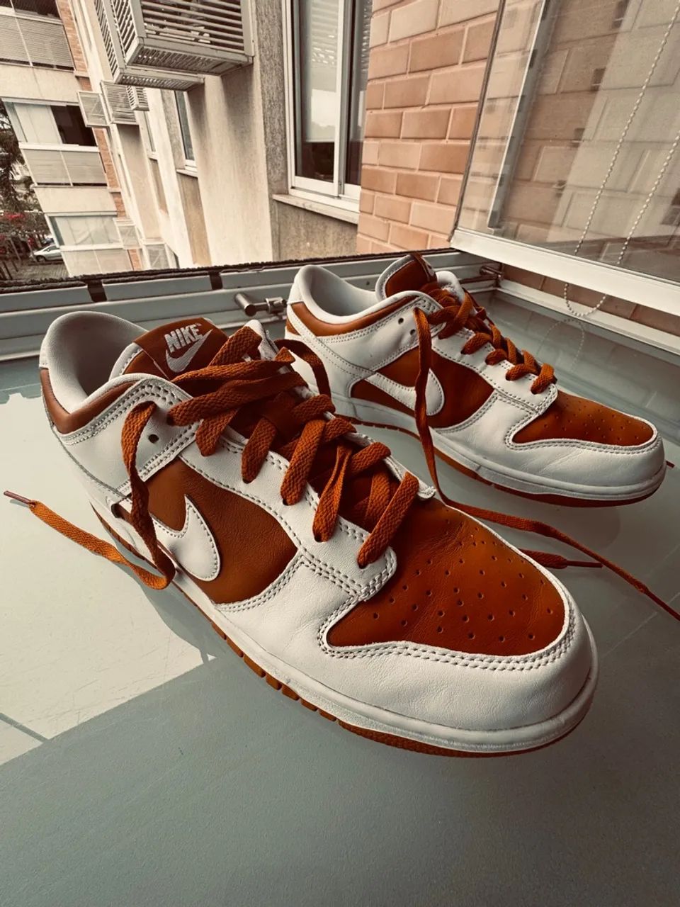 Tênis Nike Dunk Low - Laranja com Branco (Tamanho 42) - Foto 4