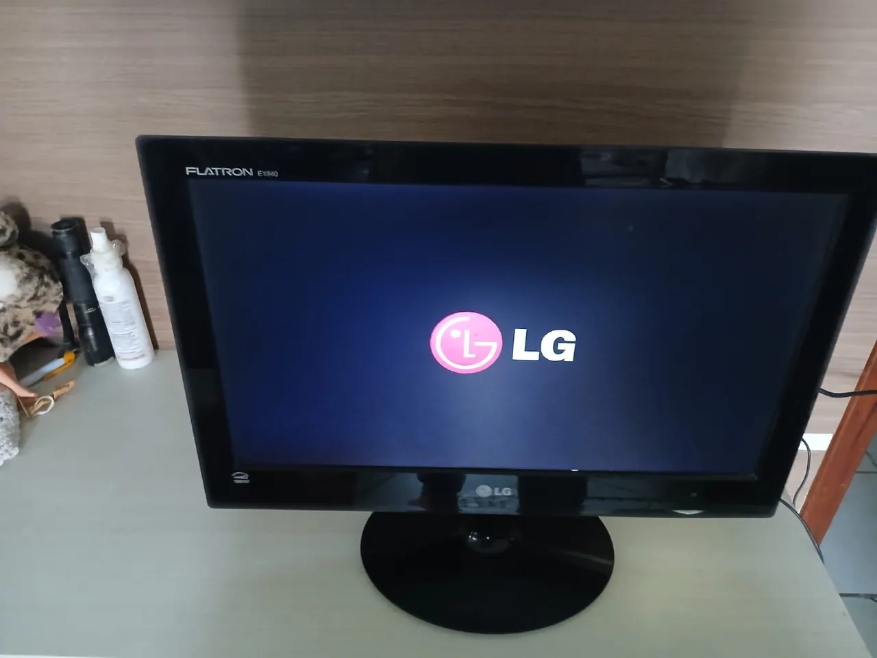Monitor LG 19'