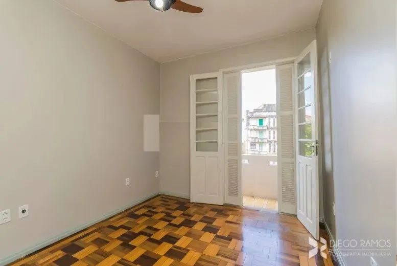 Vende excelente apartamento de frente, 94m2 de área útil, 03 dormitórios amplos com sacada - Foto 4