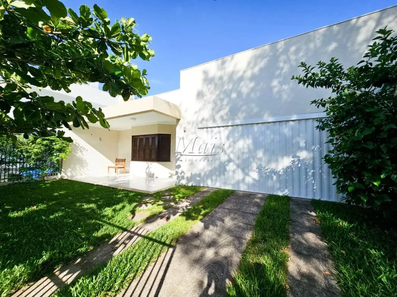 Casa na praia de Noiva do Mar.