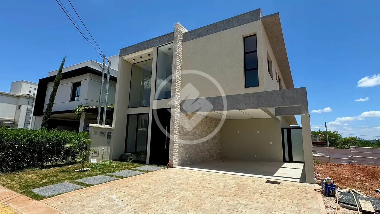 Casa no Jardins Capri com 4 Quartos codigo: 154539