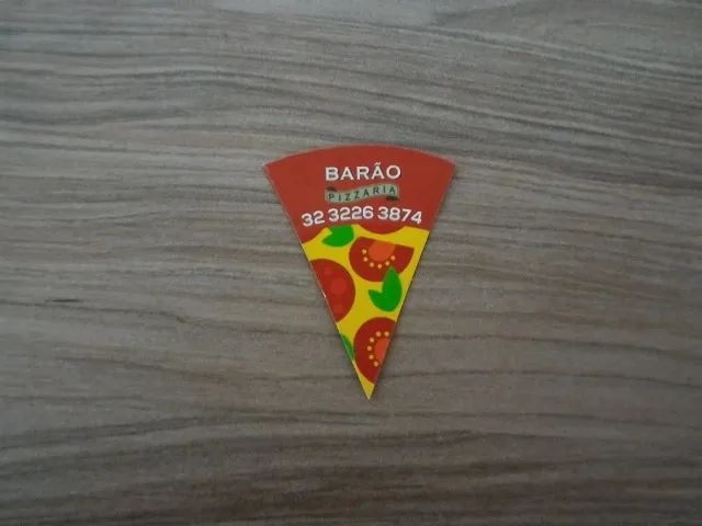ÍMÃS DE GELADEIRA FORMATO PIZZA