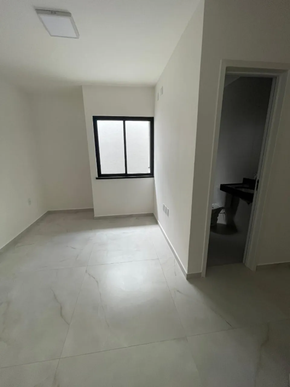 Casa planas com três quartos sendo dois suítes no Eusébio - 90m²