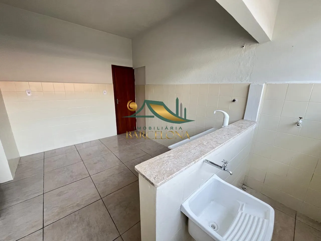 Apartamento para Locação em Volta Redonda, Retiro, 2 dormitórios, 1 banheiro