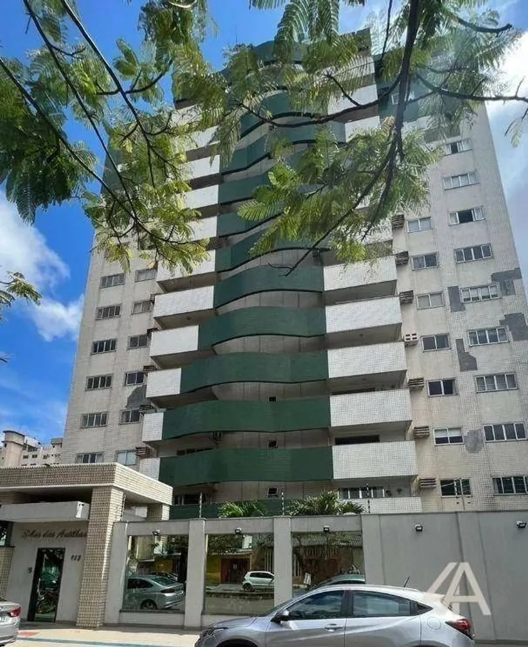 (Vende-se) SOLAR DAS ANTILHAS - Apartamento com 4 dormitórios, 132 m² por R$ 670.000 - Ola