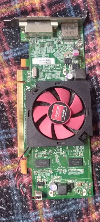 Placa de Vídeo 1 gb 128 bits amd radeon - Foto 2