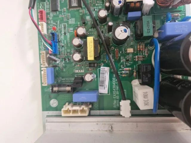 Placa Condensadora LG EAX64384008 - 24.000 BTU - Original, Nova e