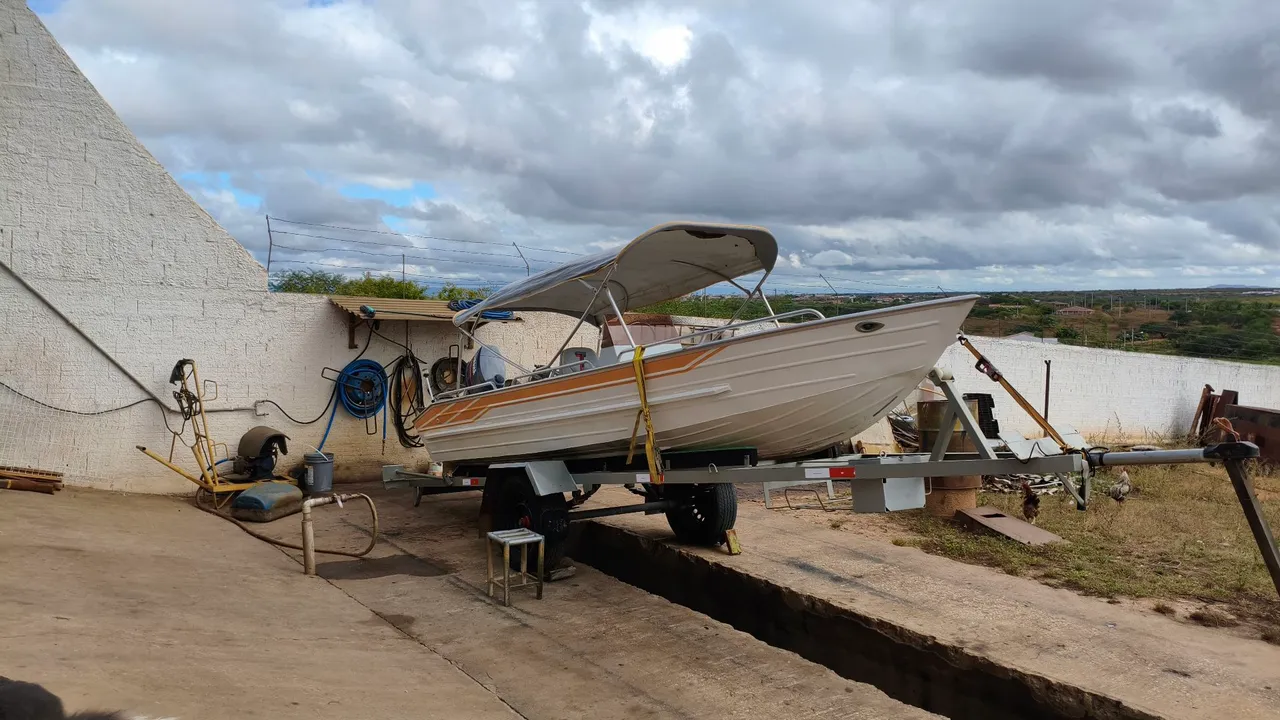 Bote de alumínio / modelo solimões