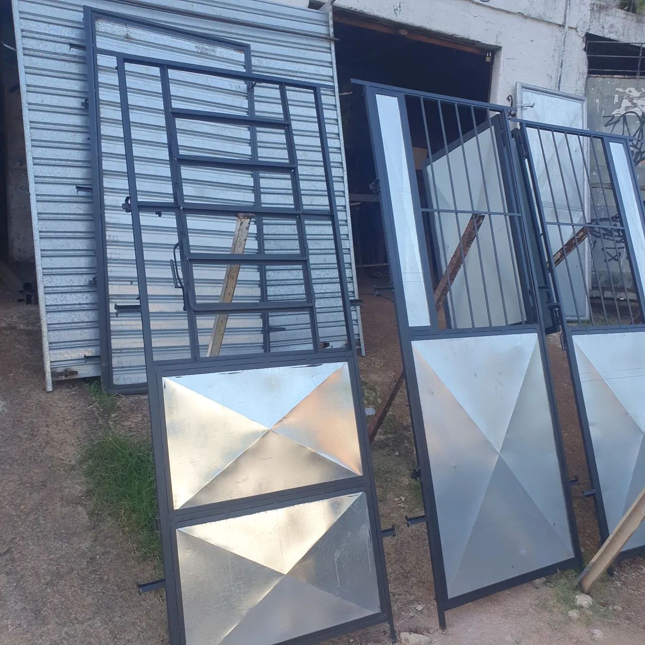 Portas e janelas em aço, novas - Foto 3