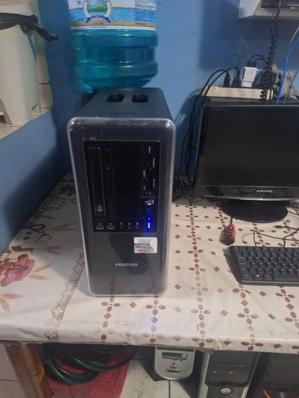 PC Completo com Windows 11, todos os programas básicos, HD 700, 4Gb Proc. I5-7500