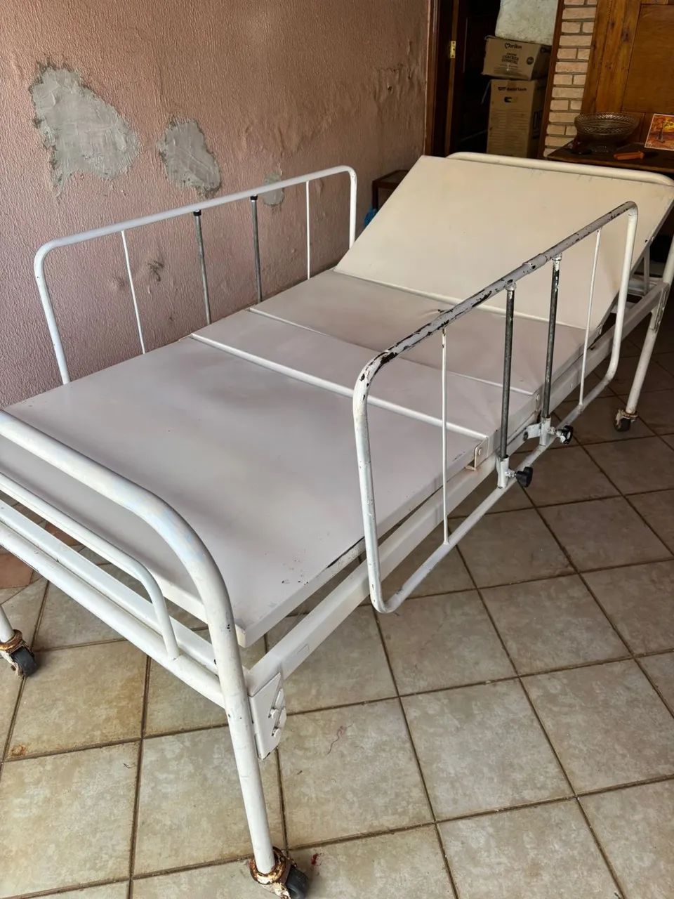 Cama hospitalar 