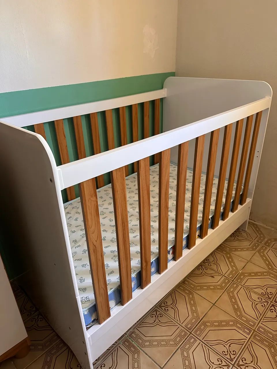Berço americano ben 3 em 1 mini cama e mini sofá  - Foto 4
