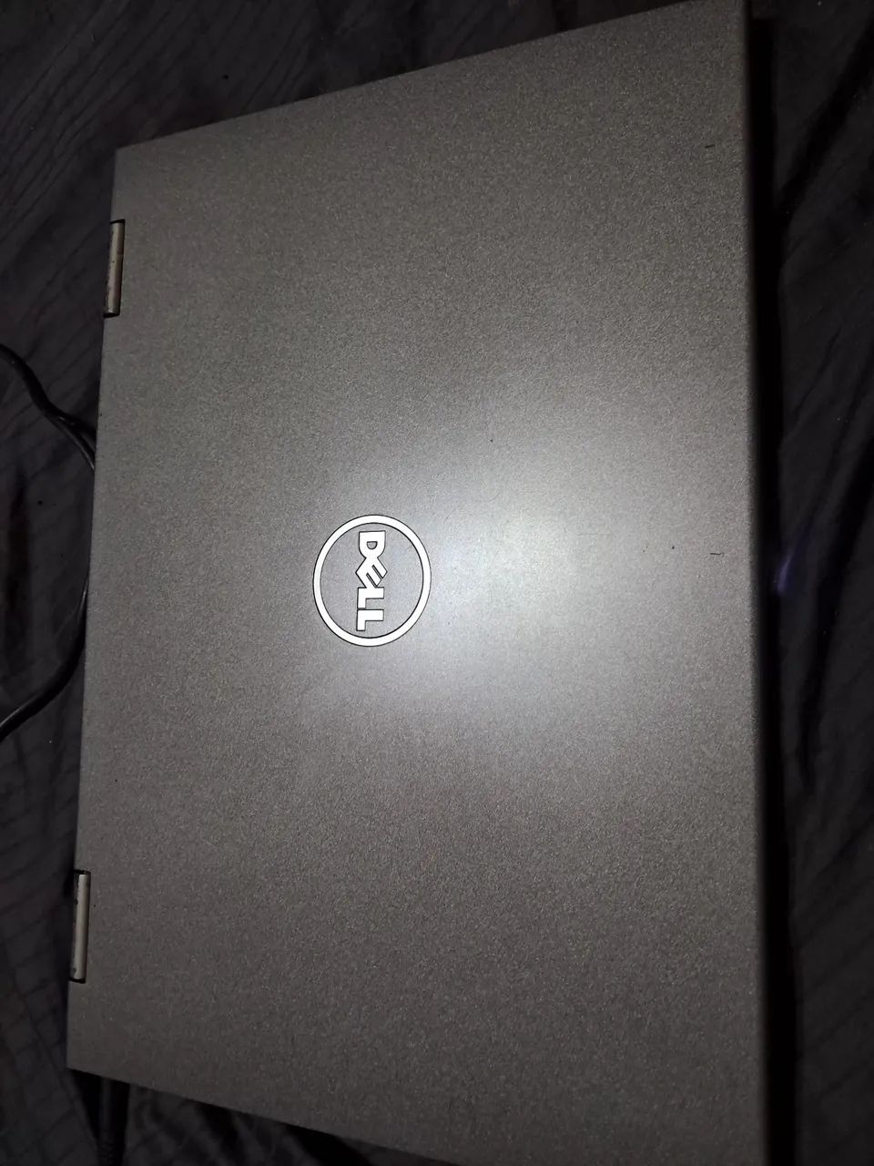 Notebook Dell funciona tudo 700,00