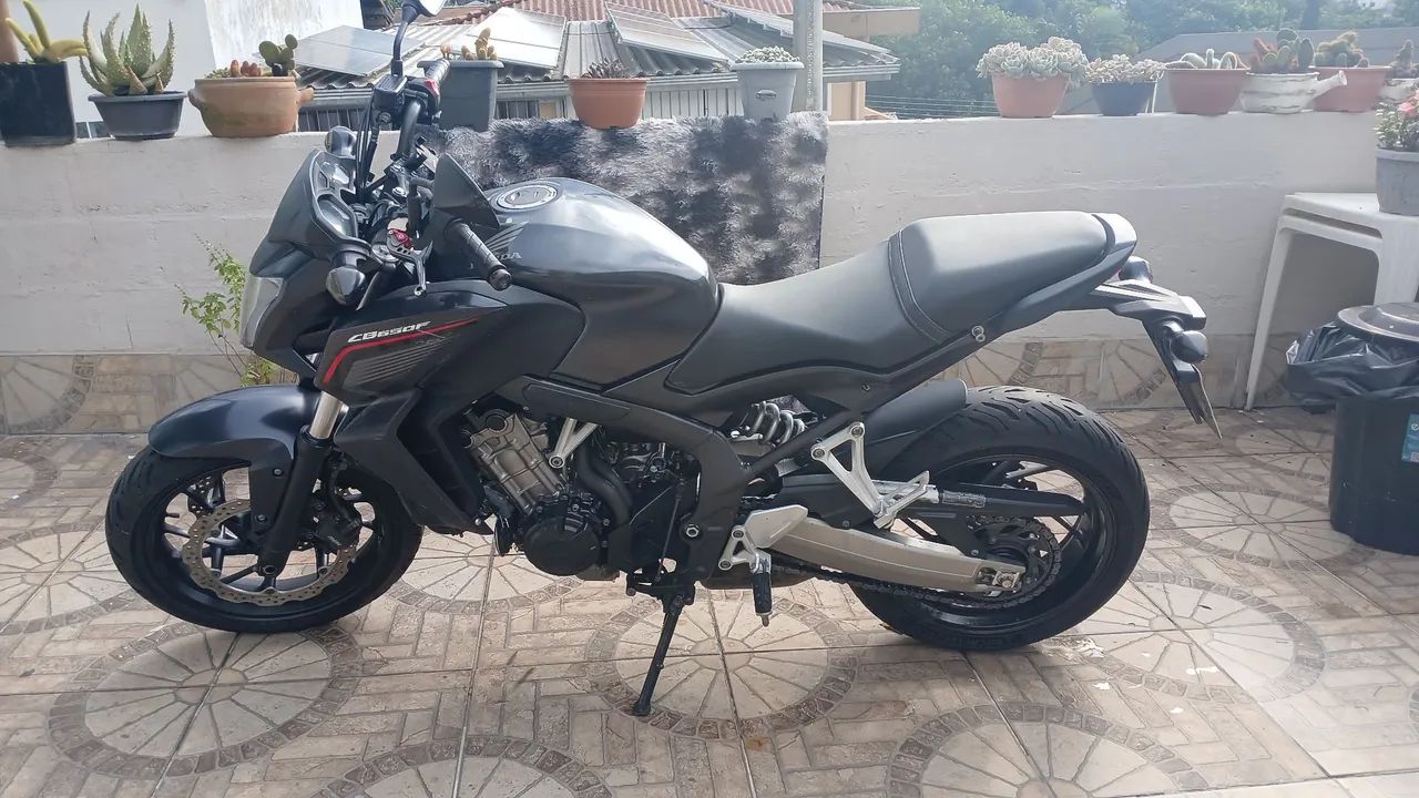 BB 650F super inteira - Foto 2
