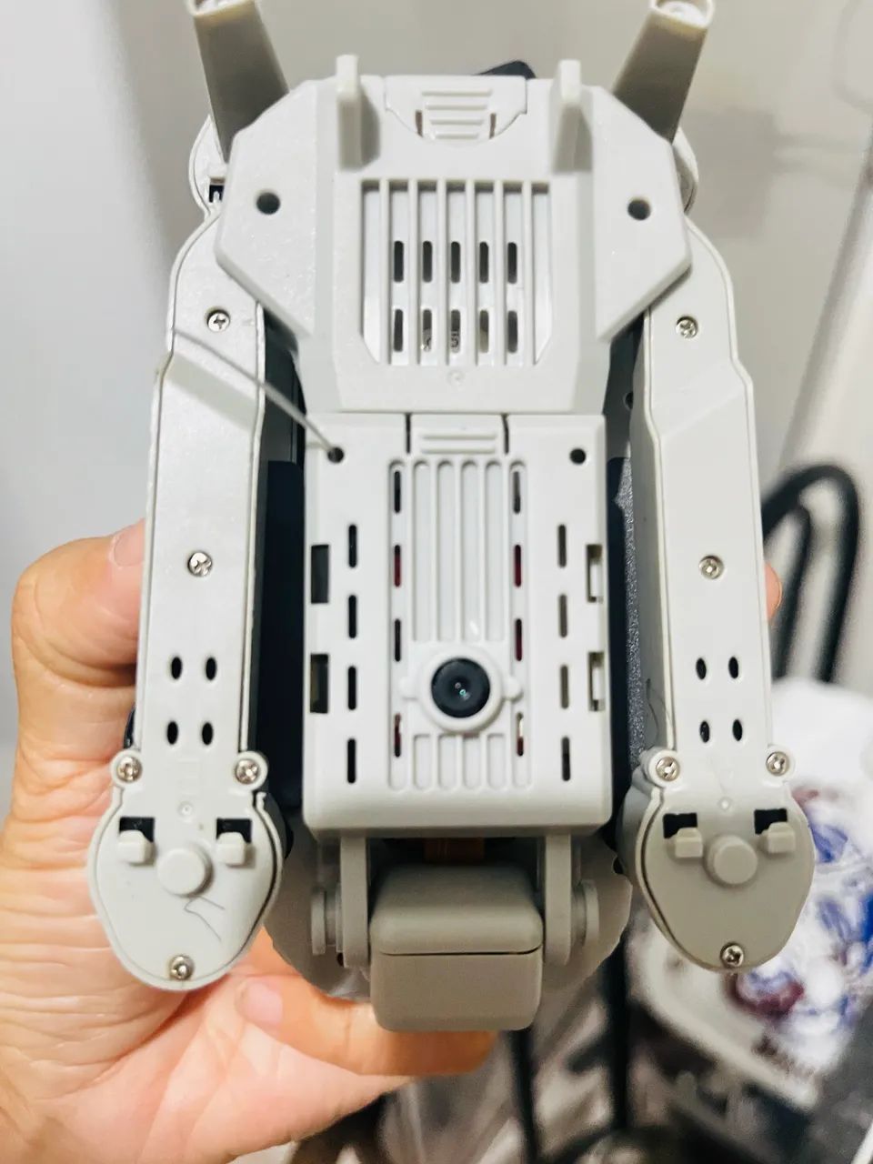 Drone432957598110863361