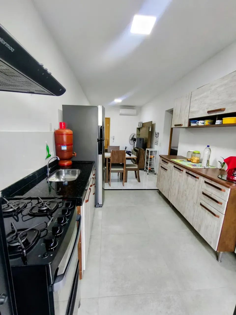 Apartamento 56 mt com sacada e churrasqueira - Foto 2