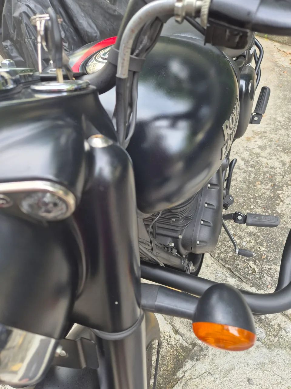 Classic 350 black - Foto 3