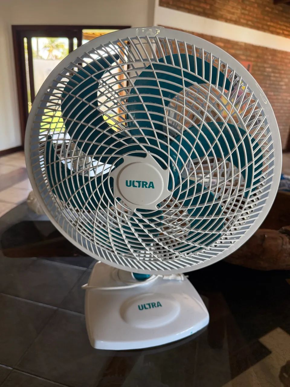 Ventilador pouco uso