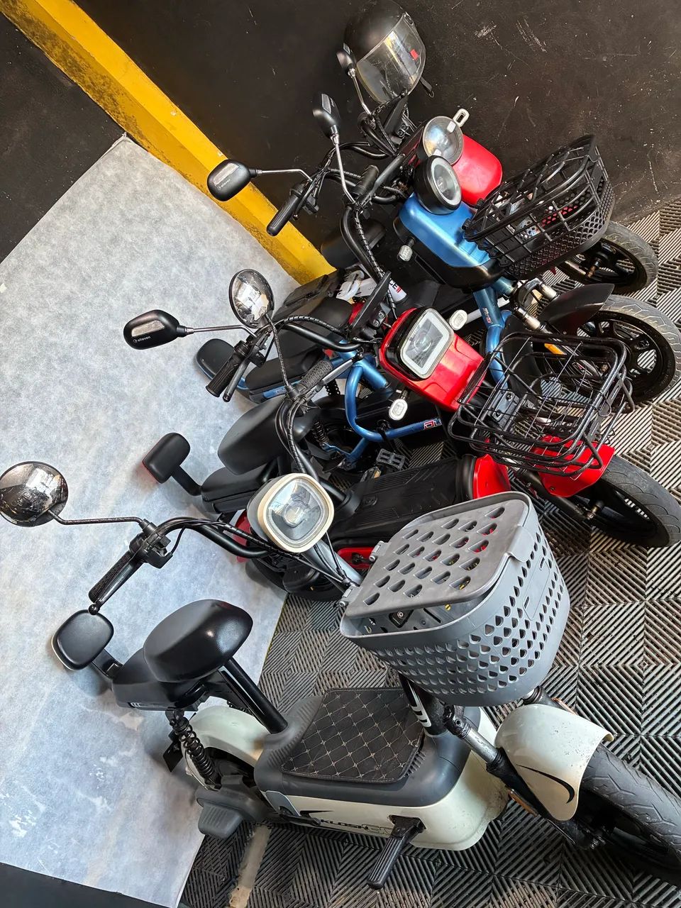 Vendo lindas Scooters elétricas