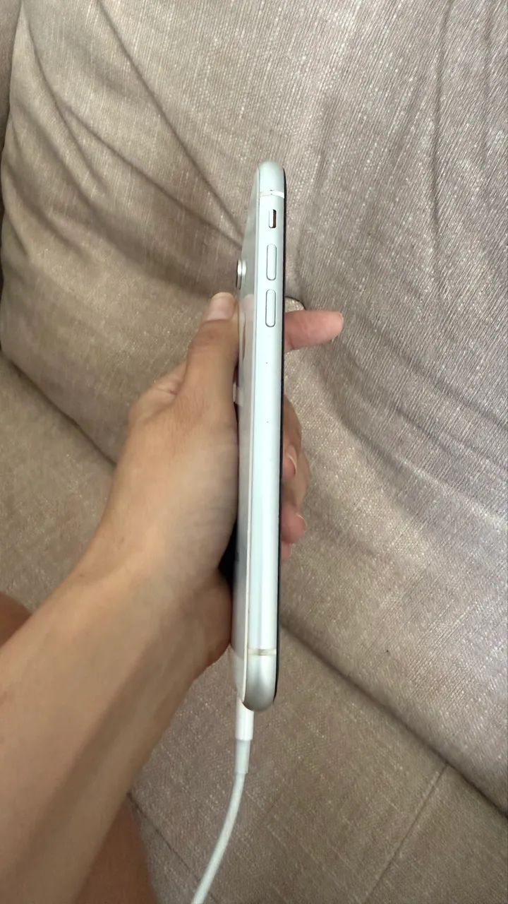 iPhone  XR - Foto 3