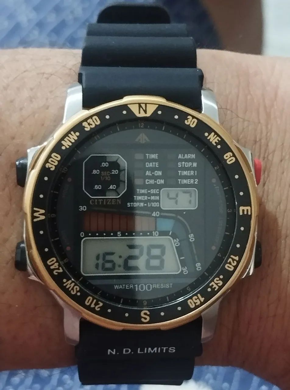 Citizen Wind surf original anos 80 reformado.