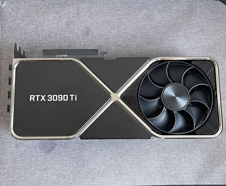 3090 Ti Founders Edition 24GB - Foto 2