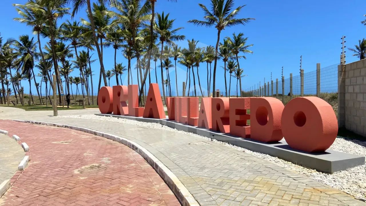 Lote à Venda no Condomínio Fechado Villaredo Barra na Posição Oeste