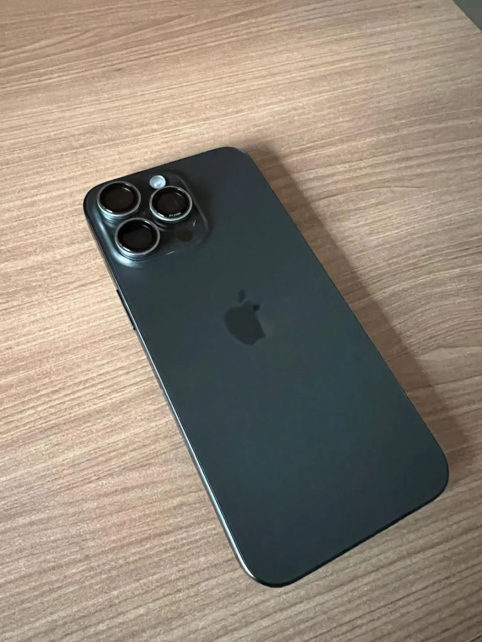 iPhone 15 pro Max l Black Titanium I 256 GB