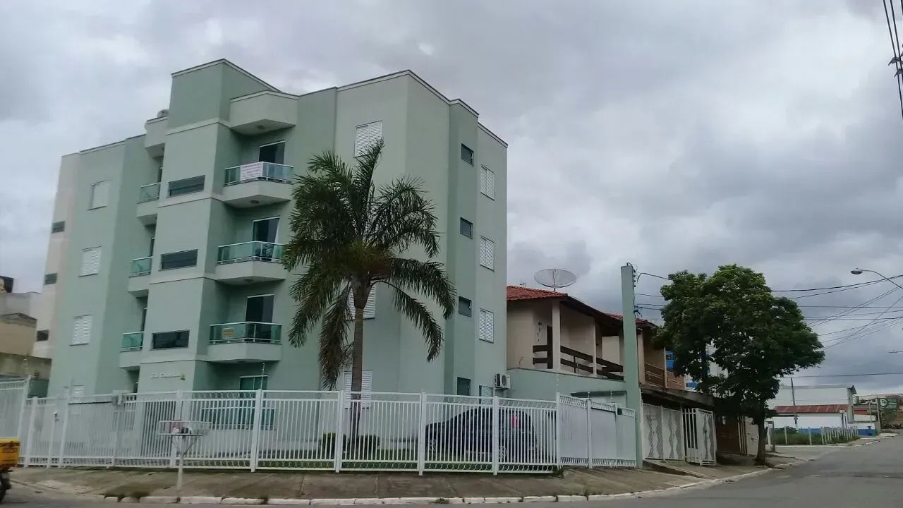 Apartamento à venda no Edifício Camila em Taubaté SP