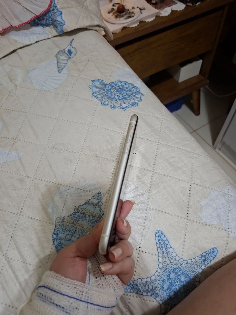 Vendo ótimo IPhone em perfeito estado e sem marcas de uso - Foto 3