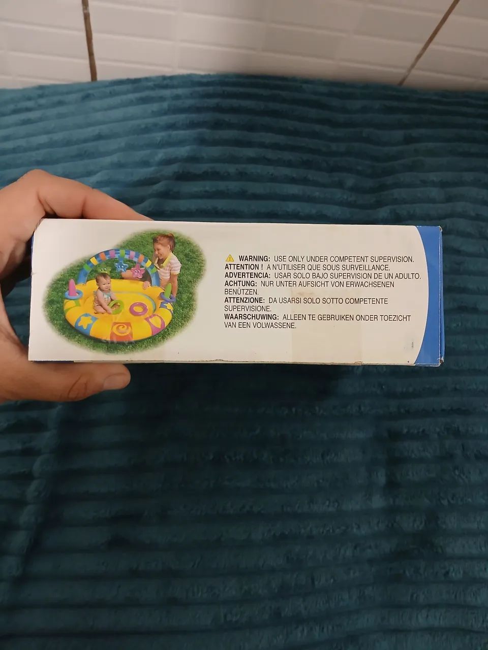 Piscina arco iris com atividades. - Foto 3