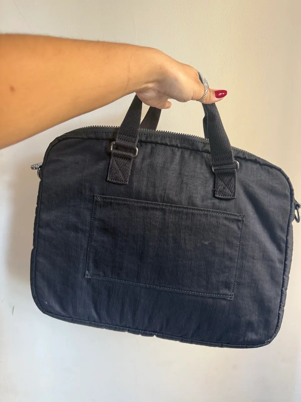 Bolsa Kipling original cabe computador  - Foto 3