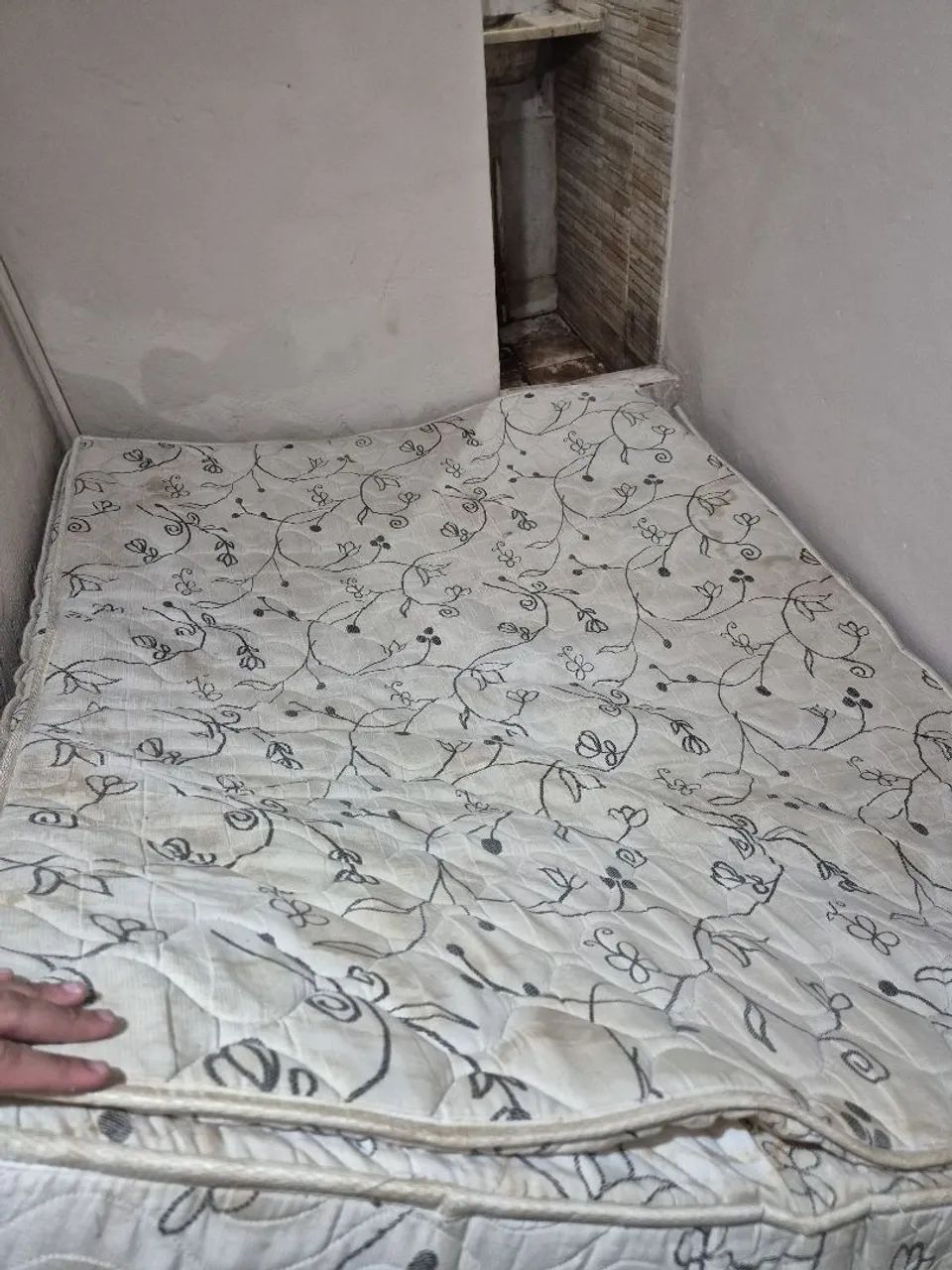 Vendo colchão em perfeitas estado ,barato  - Foto 3