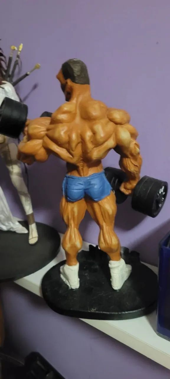Boneco Musculoso Academia Rosca Alternada Decoração  - Foto 2