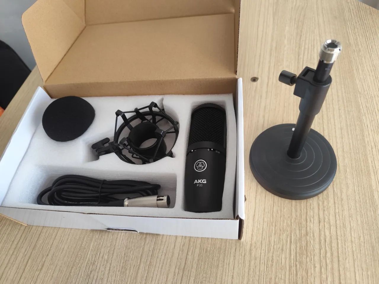Microfone Condensador AKG P.120 NOVO - Foto 4