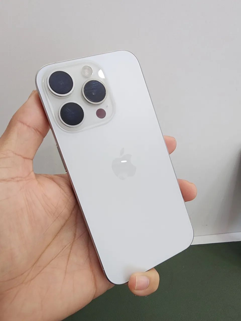IPHONE 15 PRO 128GB 81% - Celulares e Smartphones - Recreio dos