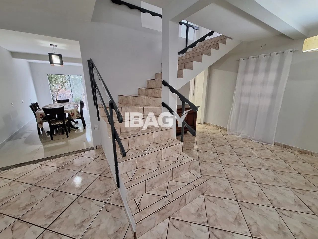 Excelente Casa 3 dormitório(s) em Estreito - Florianópolis - Foto 2