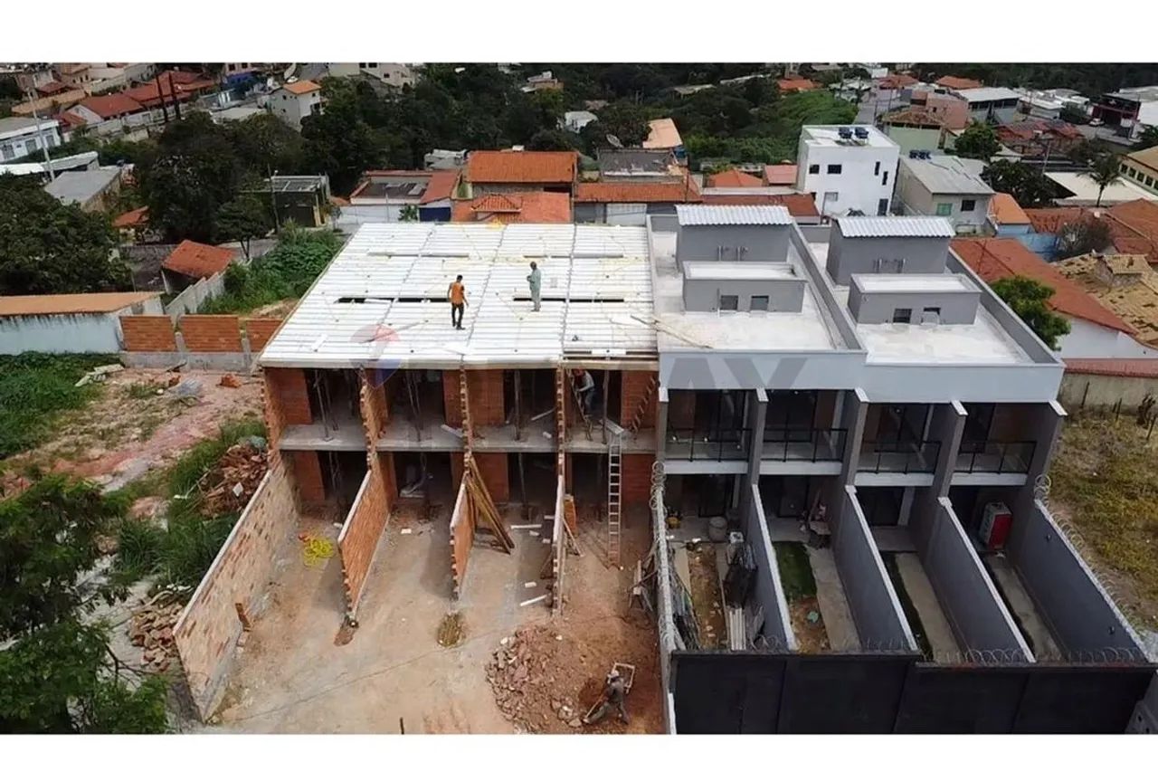 CASA GEMINADA TRIPLEX, 3 QUARTOS:, 4 BANHEIROS JARDIM CASA BRANCA, BETIM - Foto 10