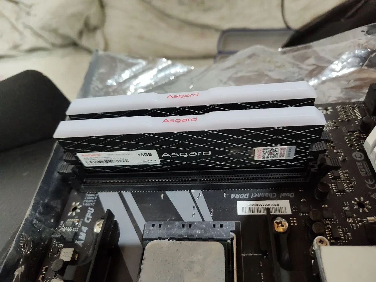 2x16gb Memória RAM Asgard Loki RGB