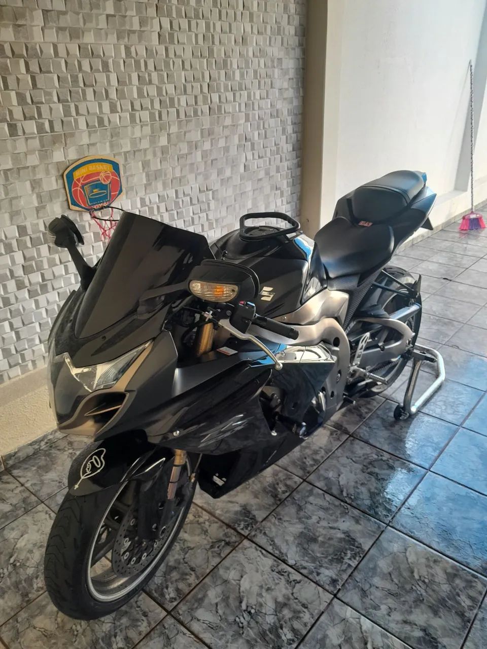 Suzuki GSXR 1000 - Foto 2