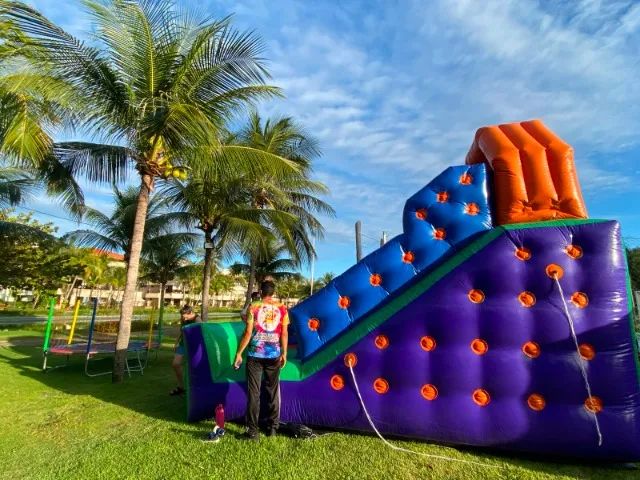 Aluguel de mesas, cadeiras e brinquedos  - Foto 3