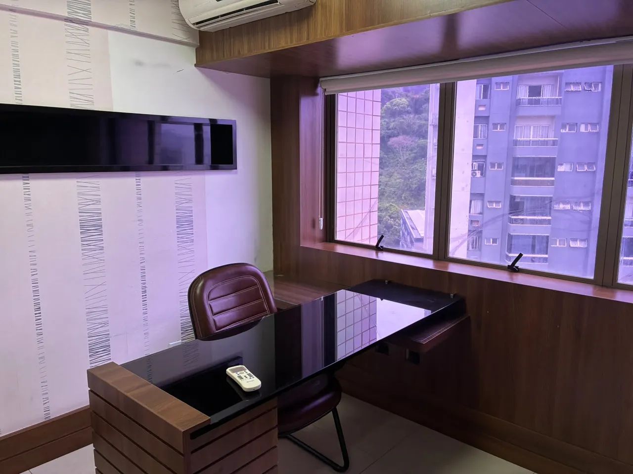 Três salas juntas com 75 m² e 3 vagas em Vitória
