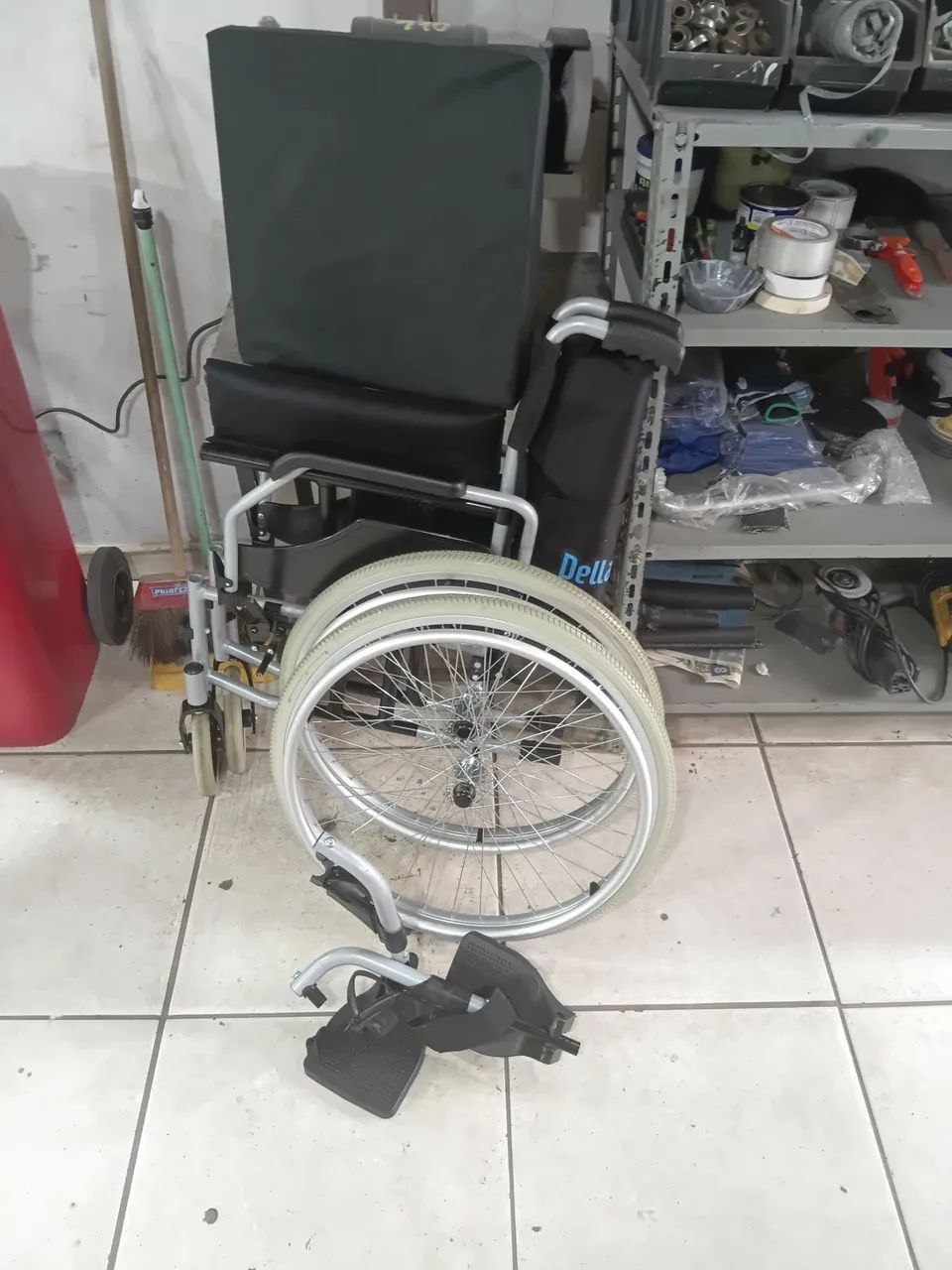 Cadeira de rodas della MED  - Foto 5
