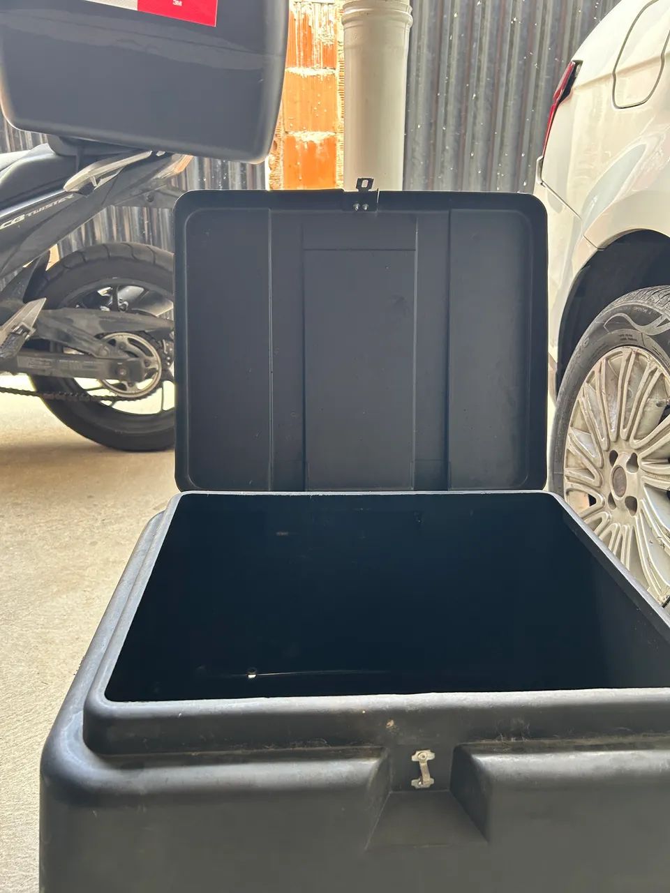  BAÚ 80 litros com suporte incluso  - Foto 4