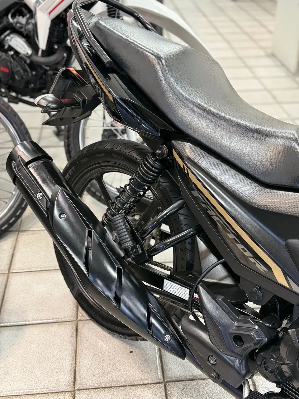 Yamaha Factor 150 2024 - Foto 3