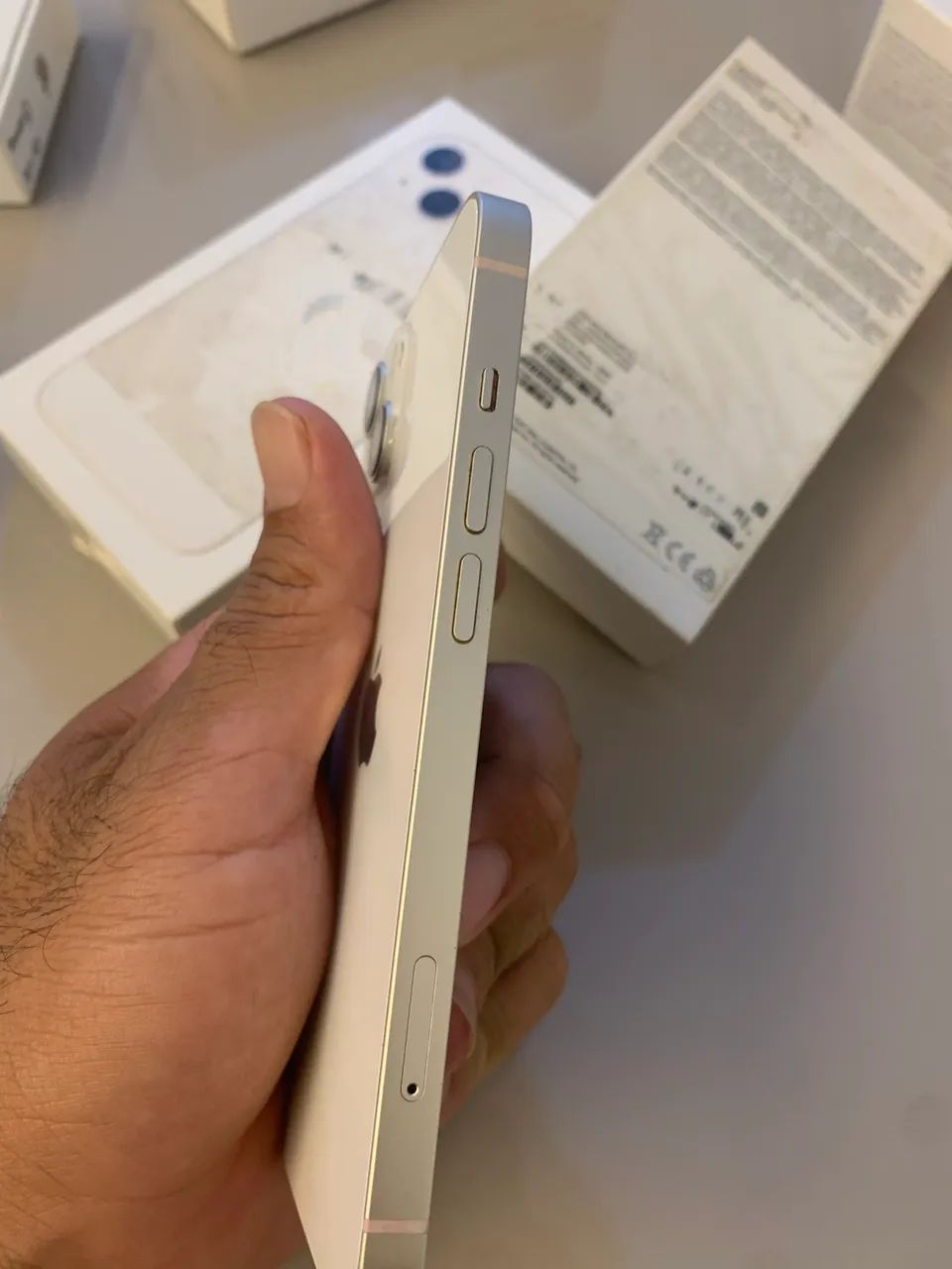 iPhone 13 128GB (leia a descrição)
