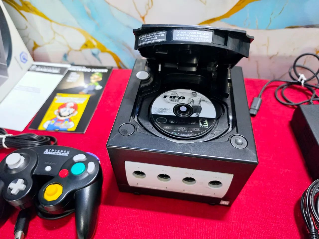 Vendo Game cube preto impecável com saída digital  - Foto 2