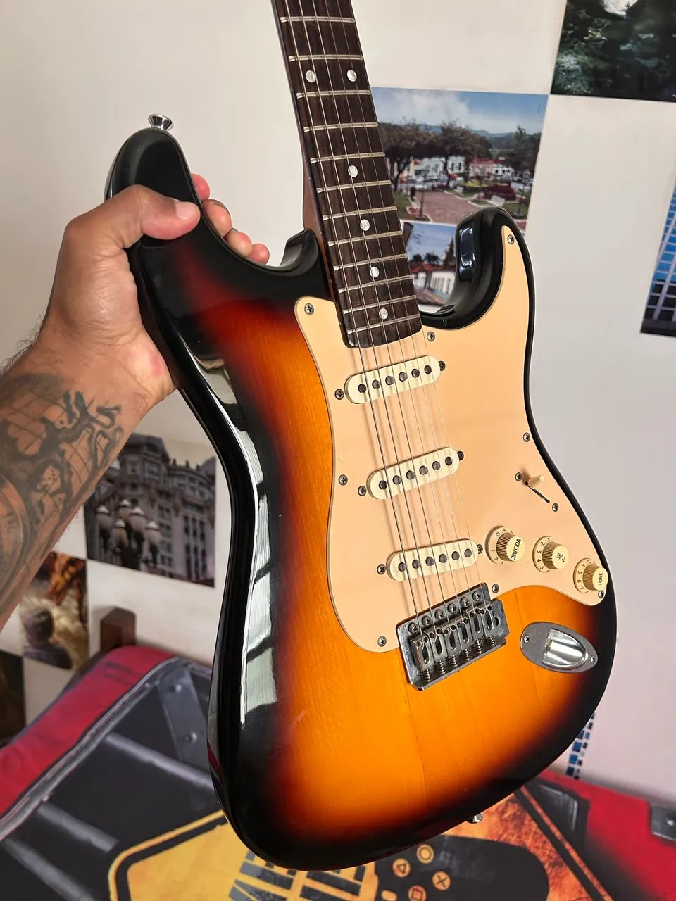 Guitarra Squier Fender  - Foto 2