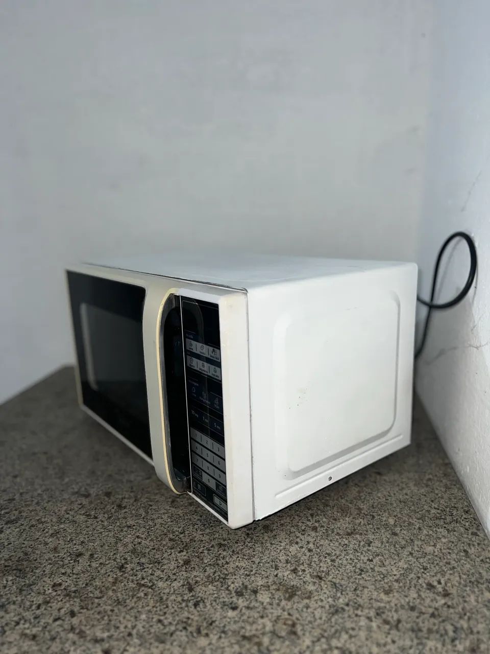 Microondas-Midea 20L - Foto 2