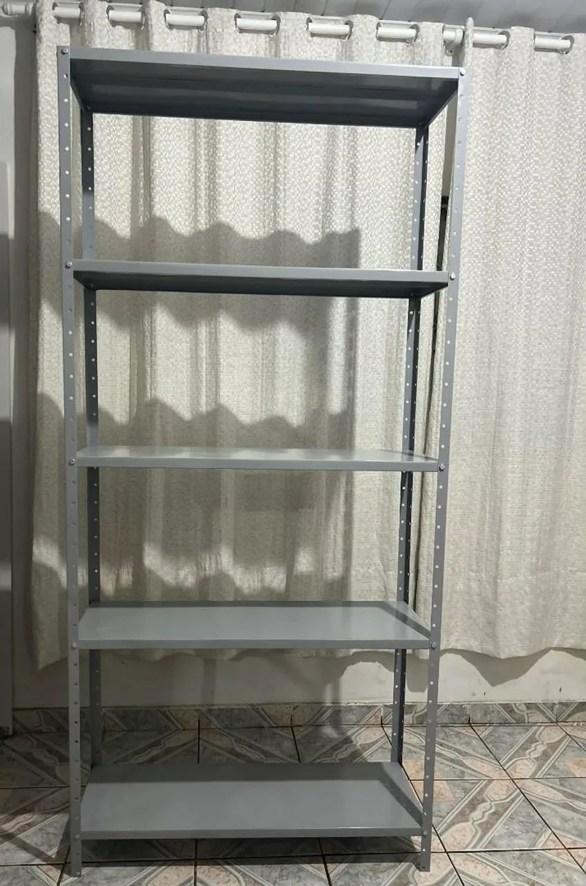 estante de aço 